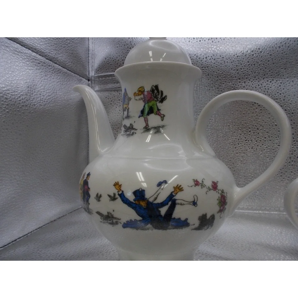 Vintage JLmenau Graf von Henneberg Porcelain Coffee Pot Creamer Cycling Set